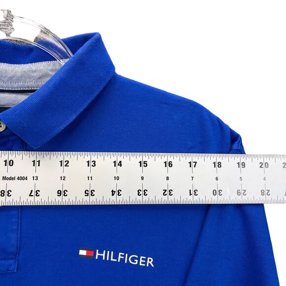 Tommy Hilfiger Men's T-Shirt Size Large Short Sleeves Blue - Picture 6 of 10